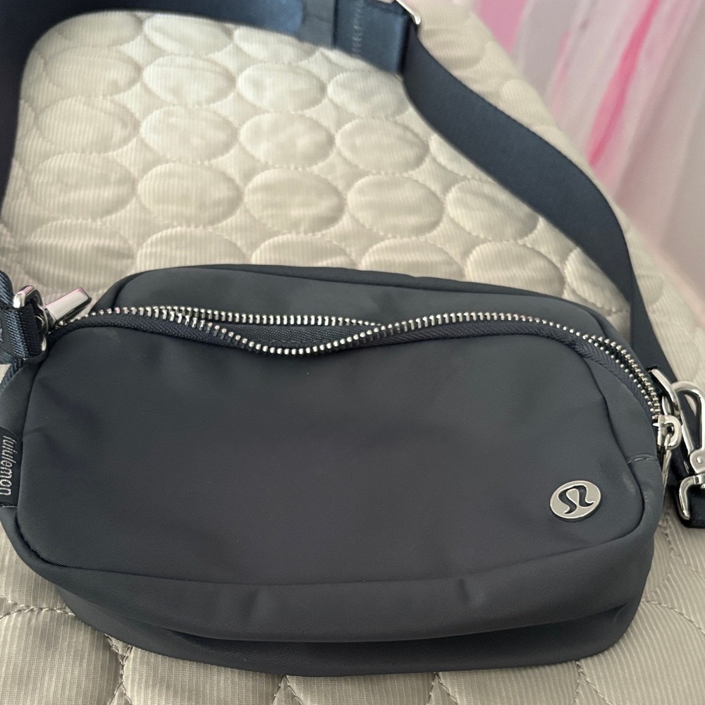 lululemon athletica Charcoal Belt Bag
